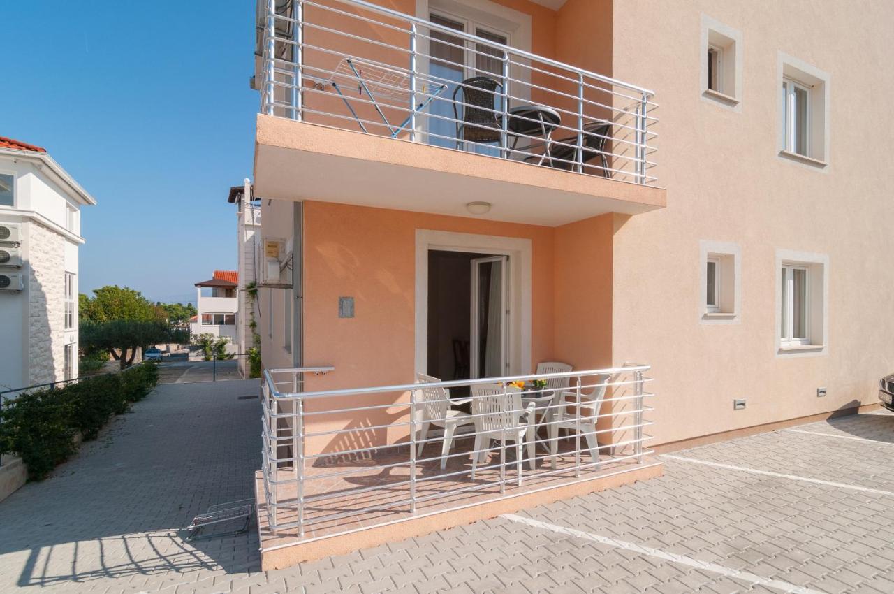 Apartments Island Beat Supetar Buitenkant foto